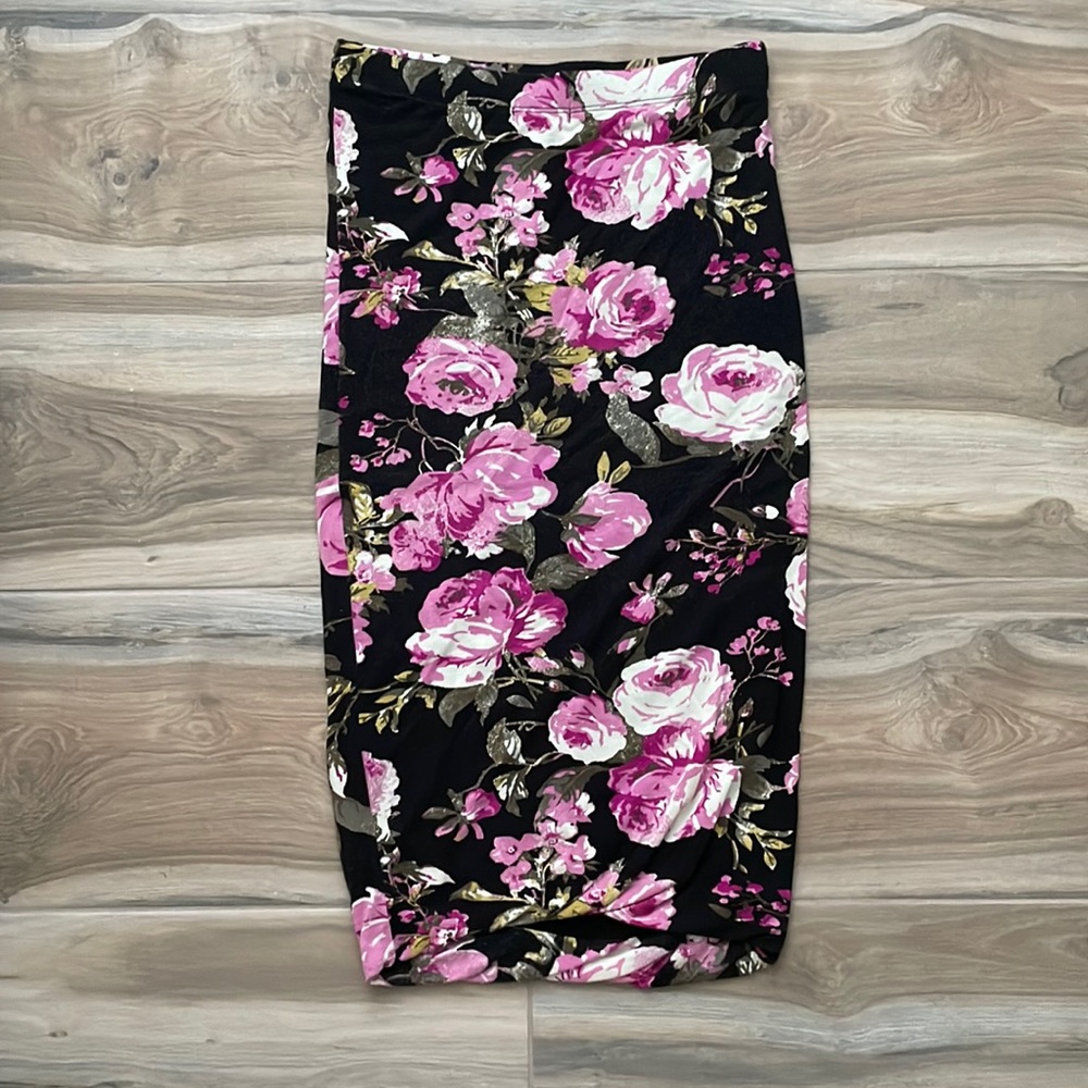 Floral pencil skirt